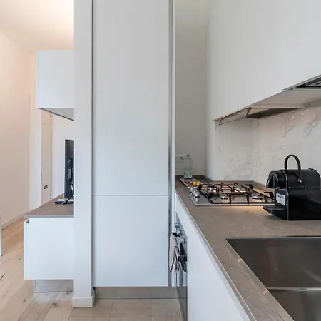 公寓 Bilocale Con Balcone In Zona Tranquilla E