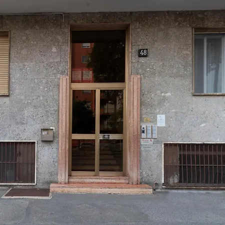 דירה Bilocale Con Balcone In Zona Tranquilla E *